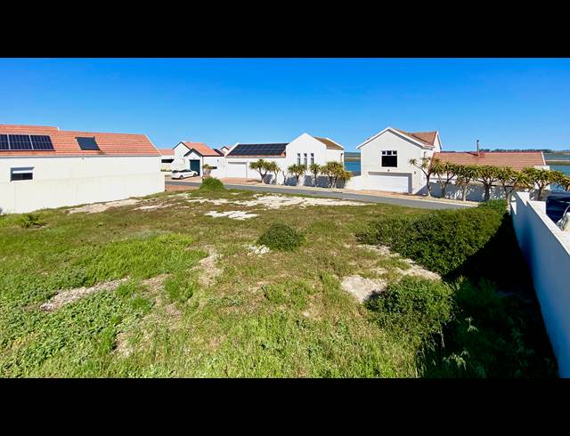 3 BEDROOM HOUSE FOR SALE IN PORT OWEN